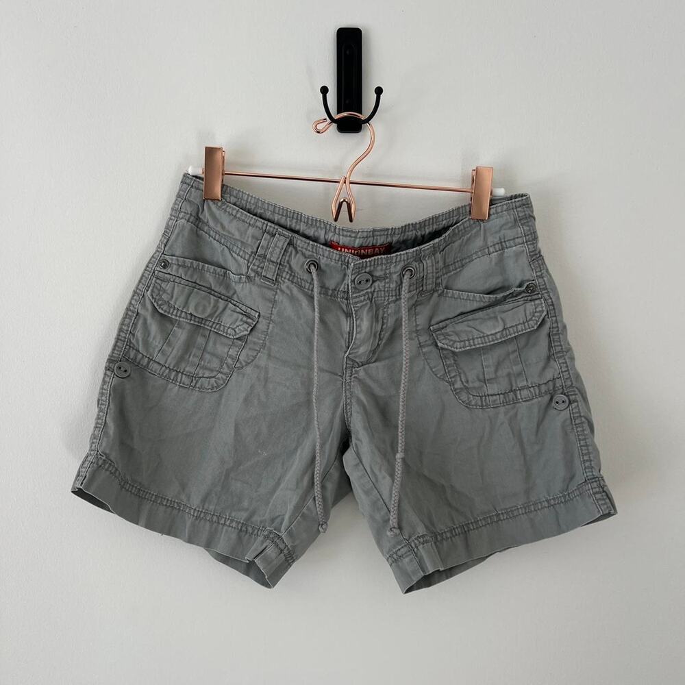 Y2k cargo shorts union bay